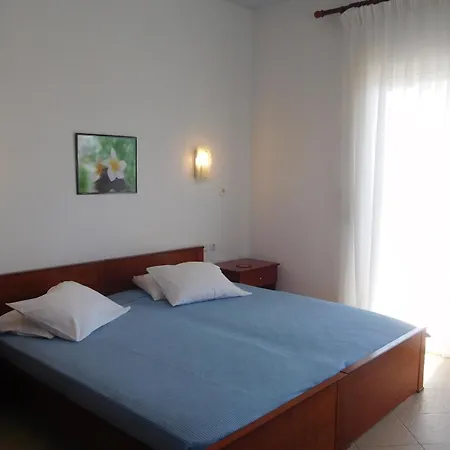 Hotel Stefania 2 *